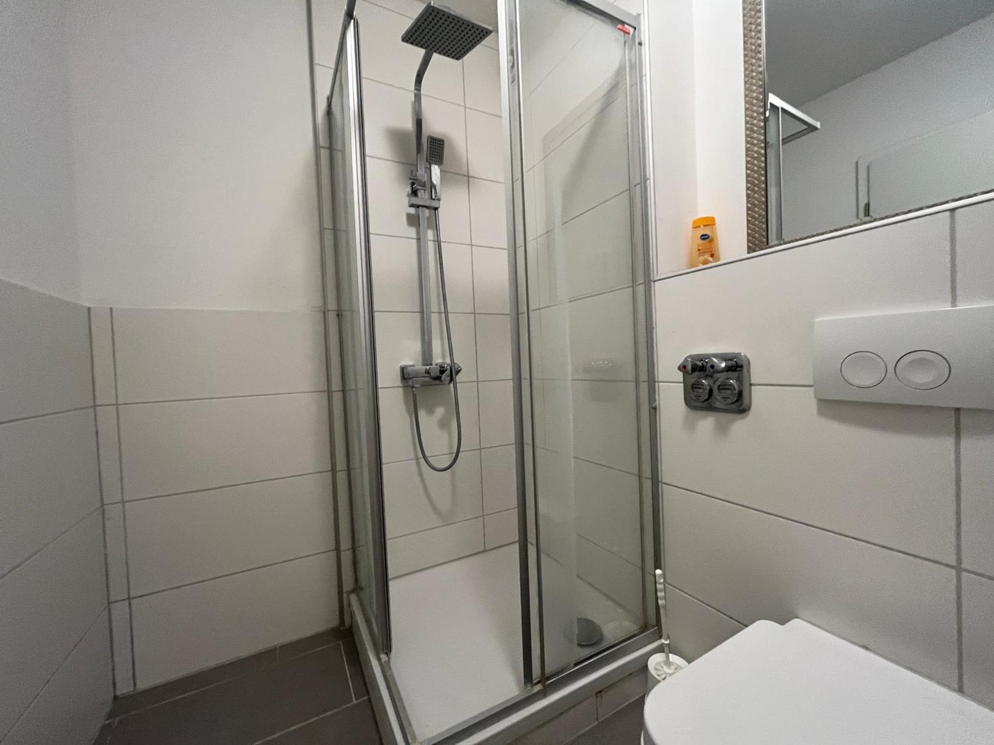 Simplex Apartments Am Europaplatz Καρλσρούη Δωμάτιο φωτογραφία
