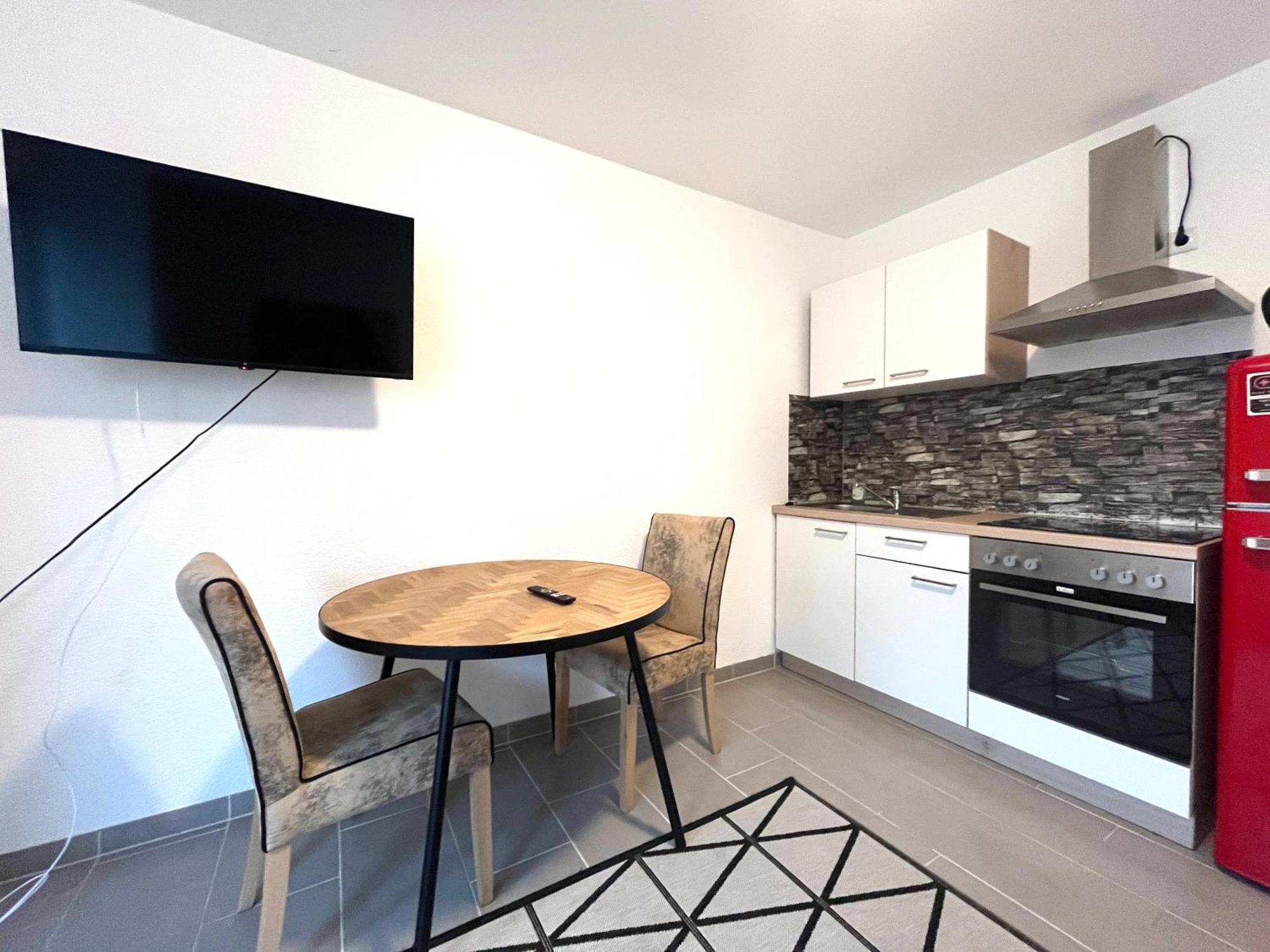 Simplex Apartments Am Europaplatz Καρλσρούη Δωμάτιο φωτογραφία