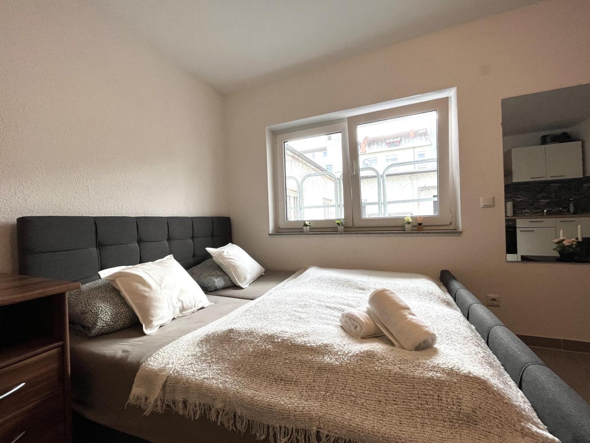 Simplex Apartments Am Europaplatz Καρλσρούη Δωμάτιο φωτογραφία