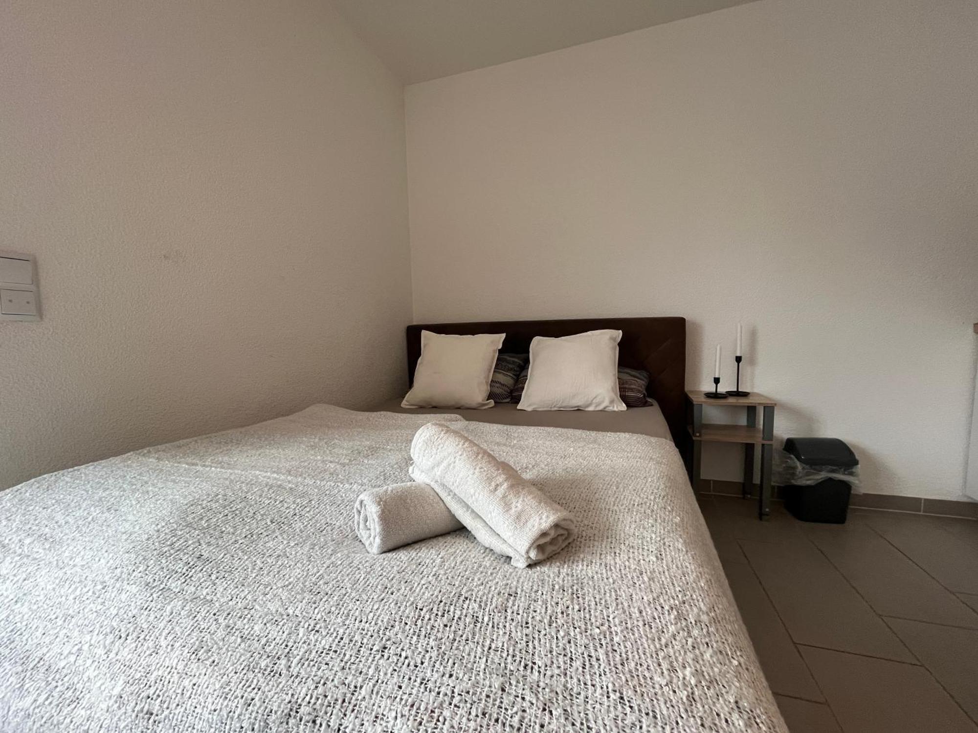 Simplex Apartments Am Europaplatz Καρλσρούη Δωμάτιο φωτογραφία